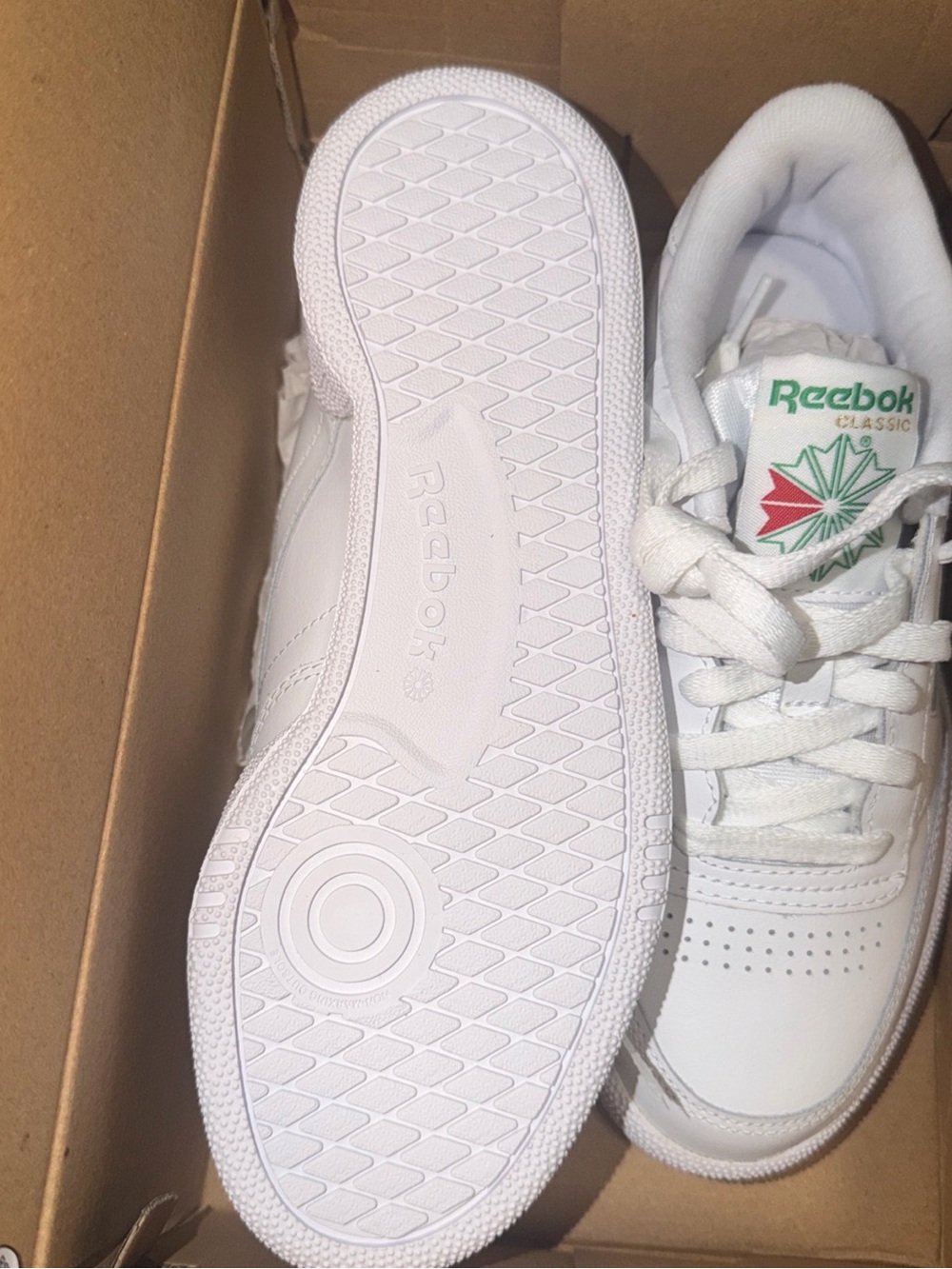 Size 5.5 Men's Reebok Classic Club C 85 Sneakers AR0456/100000155 White/Green - Picture 3 of 5